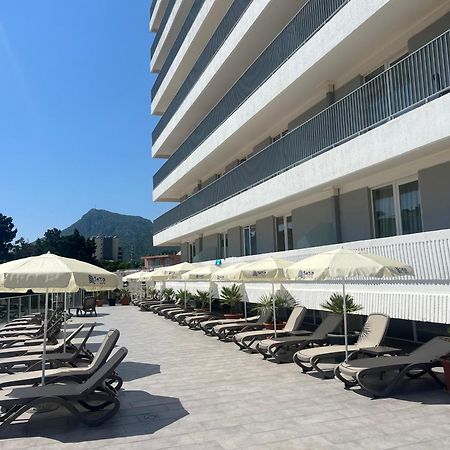 Hotel Sato Conference & Spa Resort Sutomore Eksteriør billede