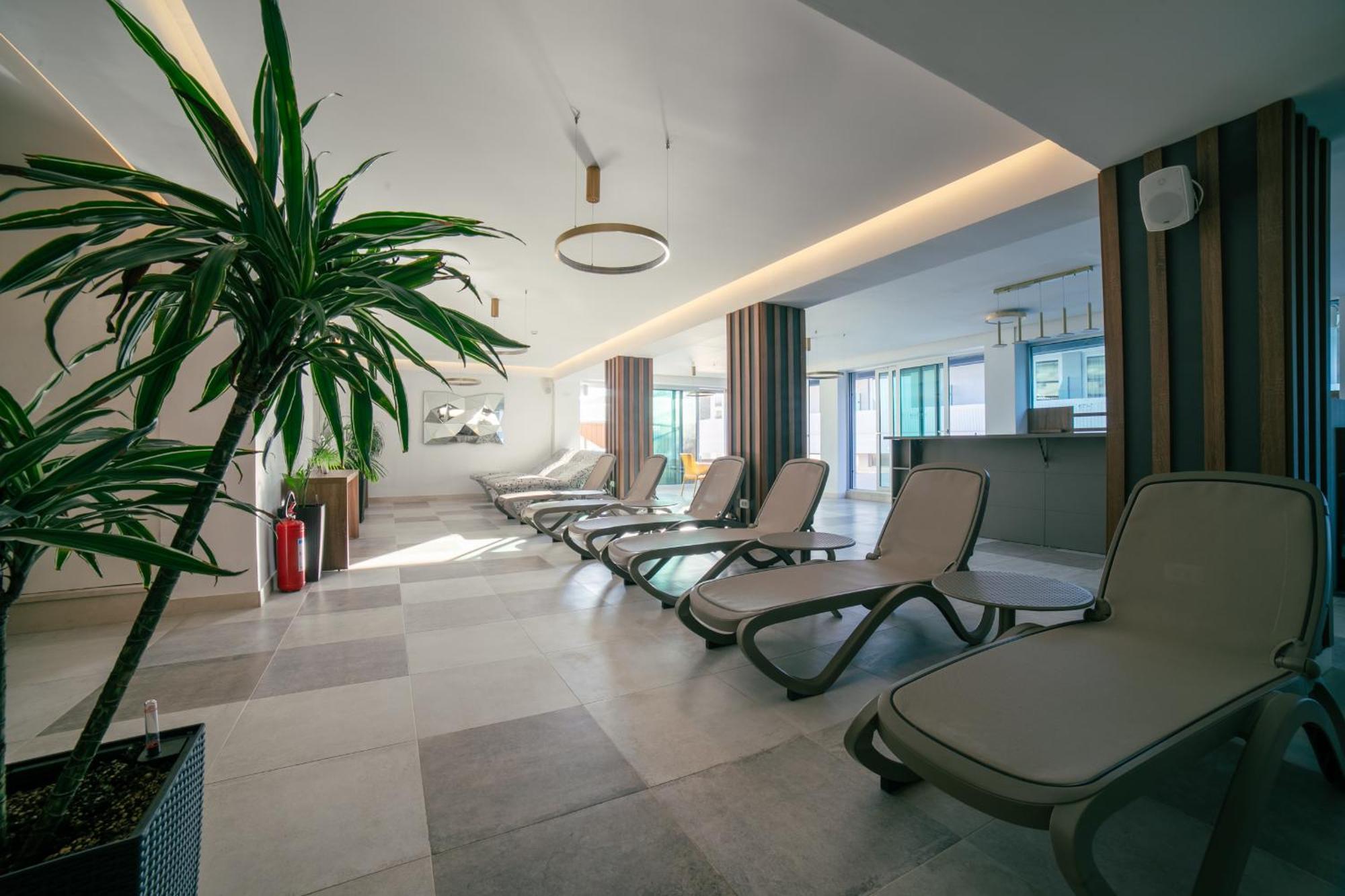 Hotel Sato Conference & Spa Resort Sutomore Eksteriør billede