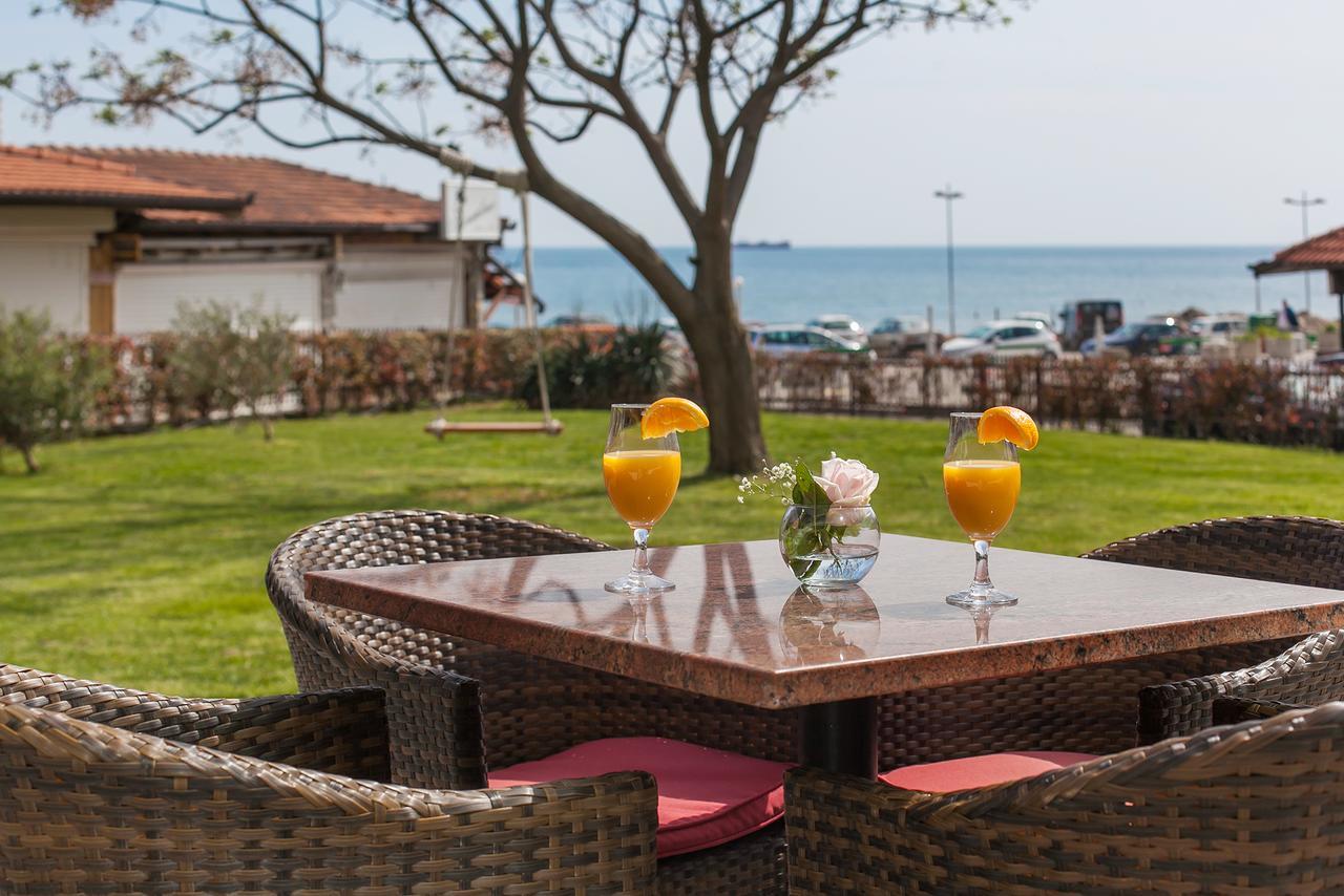 Hotel Sato Conference & Spa Resort Sutomore Eksteriør billede